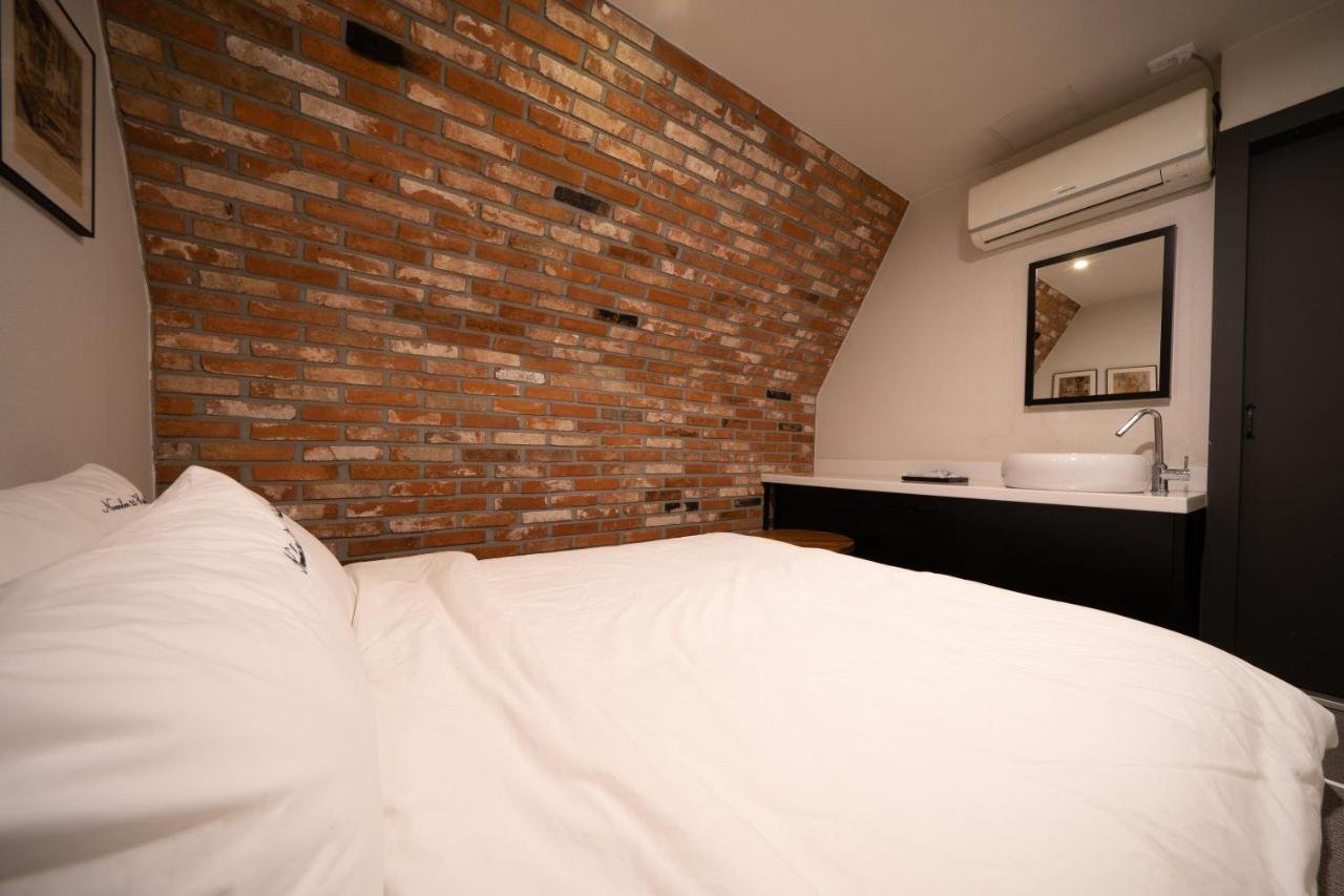 No25 Hotel Yeonsan Busan Exterior photo
